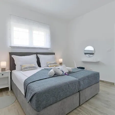 Rita Regina Сasa de vacaciones