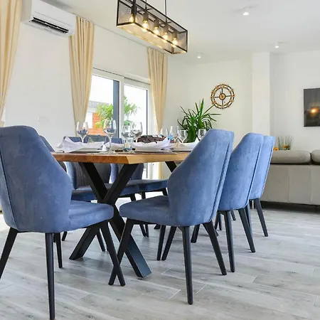 Сasa de vacaciones Rita Regina *