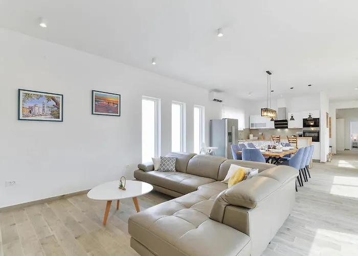 Rita Regina Сasa de vacaciones