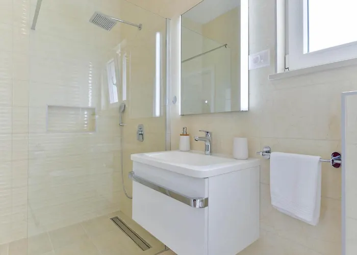 Rita Regina Сasa de vacaciones